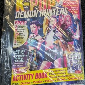 Active Life K-Pop Demon Hunters Activity Book - Yellow and Purple